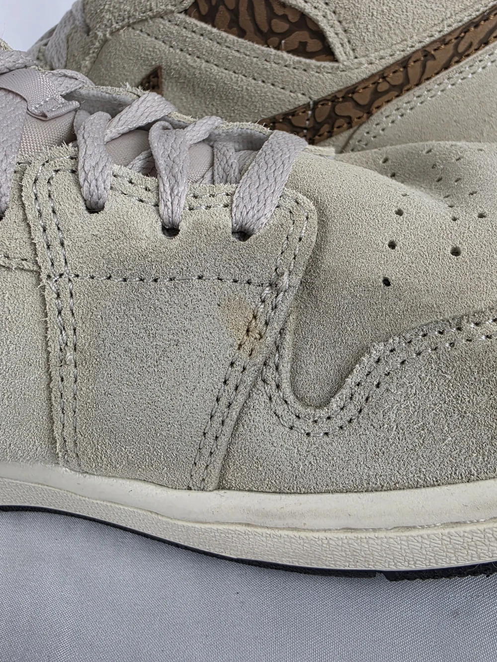Nike Air Jordan 1 Mid SE Elephant Light Orewood DZ4129-102 Men's Size 10